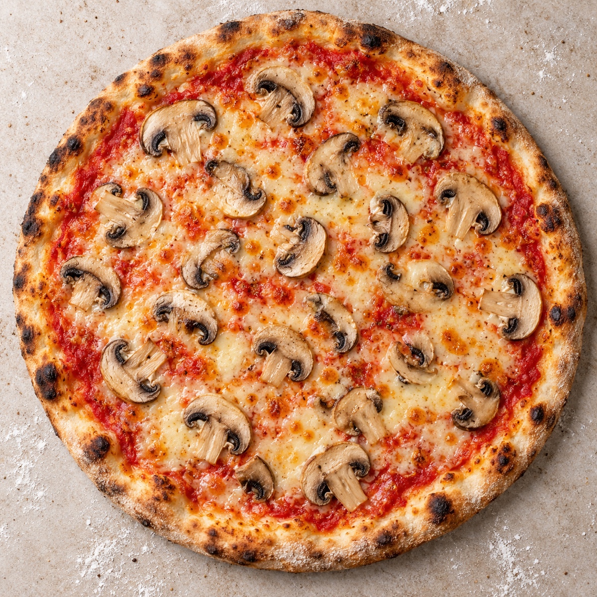 Pizza Funghi mit Champignons